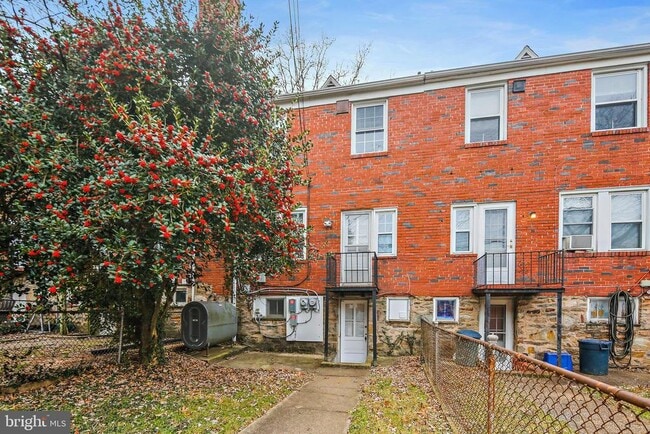 property at 7 Enjay Ave