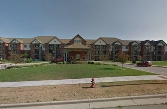 Prairie Villa Senior Apartments in Pleasant Prairie, WI - Foto de edificio - Building Photo
