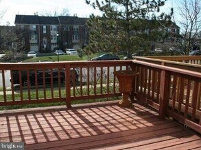 8041 Trevor Pl in Vienna, VA - Building Photo - Building Photo