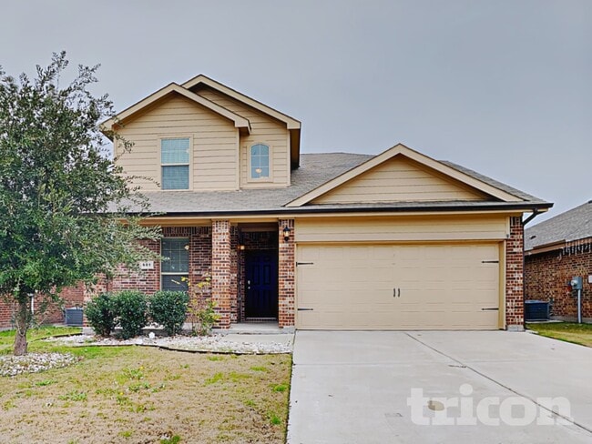 601 Creekview Dr in Azle, TX - Building Photo - Building Photo