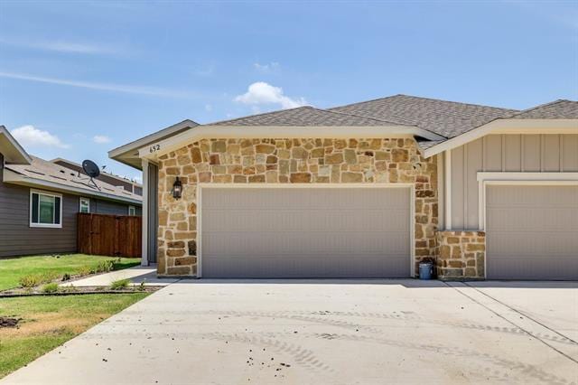 property at 652 Blackland dr