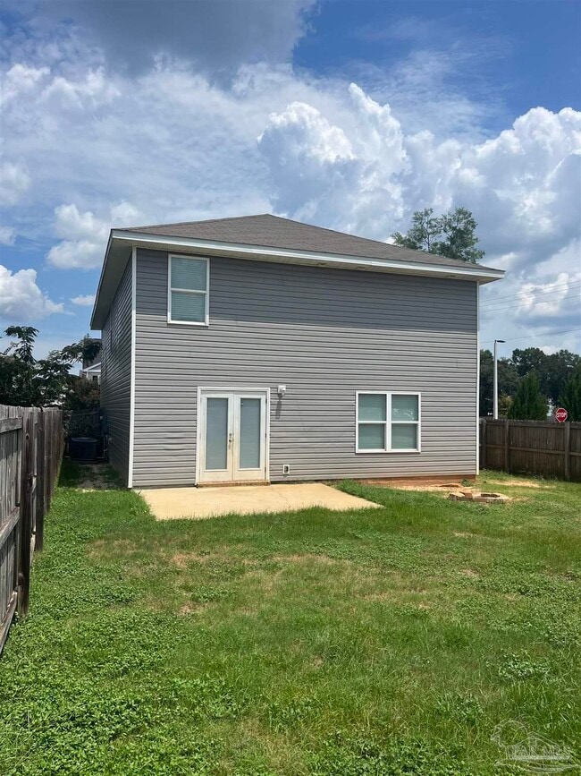 5873 Bay Tree Court in Milton, FL - Building Photo - Building Photo