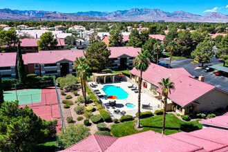 Sky Court Harbors at The Lakes in Las Vegas, NV - Building Photo - Building Photo