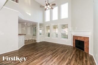 16614 Cold Harbor Ln in Houston, TX - Building Photo - Building Photo