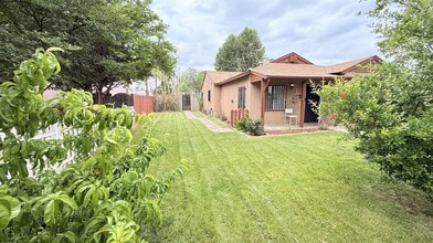 3517 E Lamona Ave in Fresno, CA - Building Photo - Building Photo