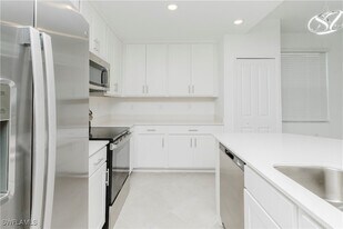 18461 Copperhead Dr, Unit 421 in Lehigh Acres, FL - Building Photo