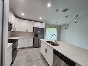 4020 36th St SW in Lehigh Acres, FL - Building Photo - Building Photo
