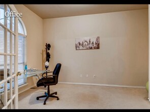 207 Chesapeake Bay Ln N in Austin, TX - Building Photo - Building Photo