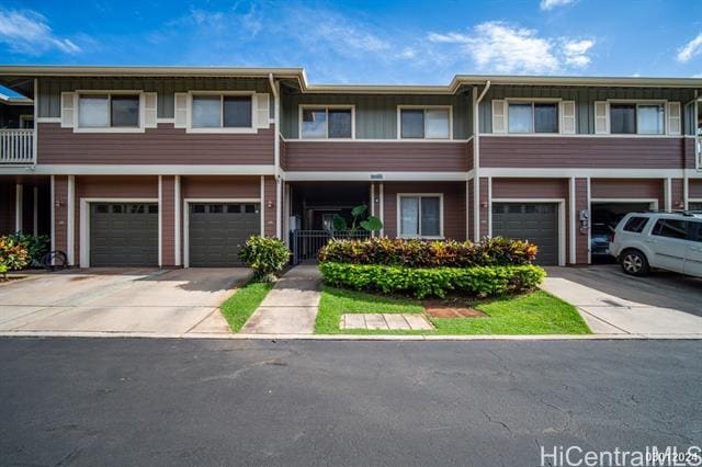 property at 92-1121-1121 Panana St