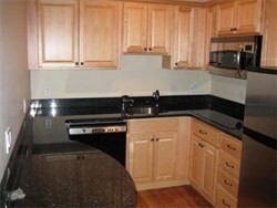 25 Redwood Rd in Newton, MA - Building Photo - Building Photo