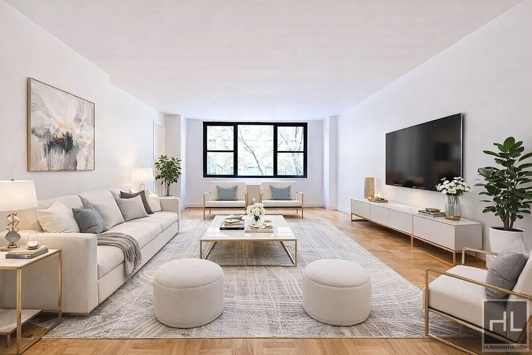 EAST 49 STREET, Unit 2T in New York, NY - Building Photo