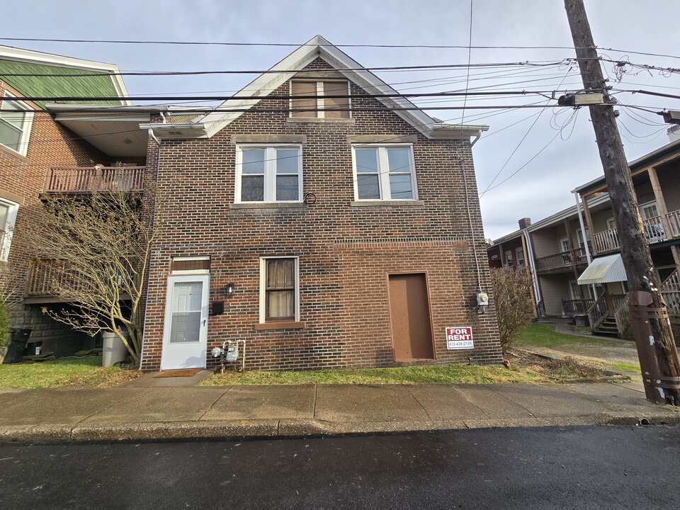 602 Brinton Ave in Trafford, PA - Building Photo