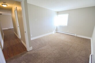 2120 Valleyhigh Dr NW in Rochester, MN - Building Photo - Building Photo