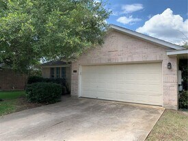 5836 Lomita Verde Cir in Austin, TX - Building Photo