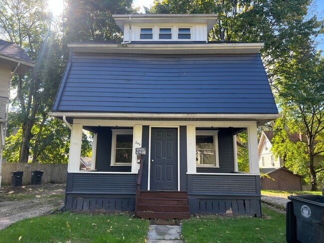 property at 246 Gordon Dr