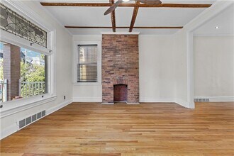 5625 Wellesley Ave in Pittsburgh, PA - Foto de edificio - Building Photo