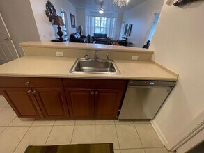 132 Cory Ln in Elmwood Park, NJ - Building Photo - Building Photo