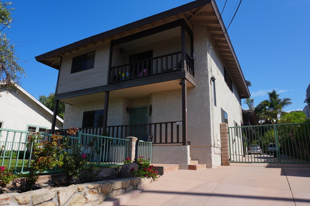 409 Old Coast Hwy in Santa Barbara, CA - Building Photo