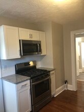12306 Mount Overlook Ave, Unit Lower in Cleveland, OH - Foto de edificio - Building Photo