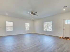 3608 S 31st W Ave in Tulsa, OK - Building Photo - Building Photo