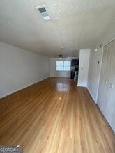 6354 Shannon Pkwy in Union City, GA - Building Photo - Building Photo