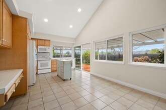 782 Silver Cloud St in Thousand Oaks, CA - Building Photo - Building Photo