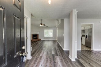 3535 Duncan Bridge Dr in Buford, GA - Building Photo - Building Photo