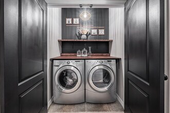 8303 Pine River Rd in Tampa, FL - Building Photo - Building Photo