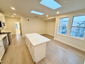 120 Emerson St in Boston, MA - Building Photo - Building Photo