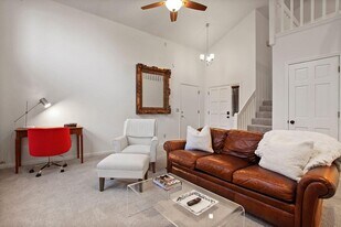 2804 Melody Ln in Columbia, MO - Building Photo