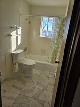 2370 S 107th St in West Allis, WI - Building Photo - Building Photo