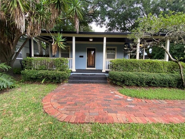 property at 201 N Glenwood Ave