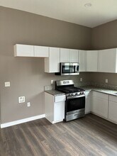 10831 Hamill St in Armona, CA - Building Photo - Building Photo