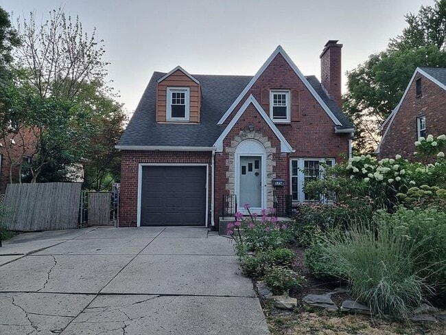 property at 179 Amherstdale Rd