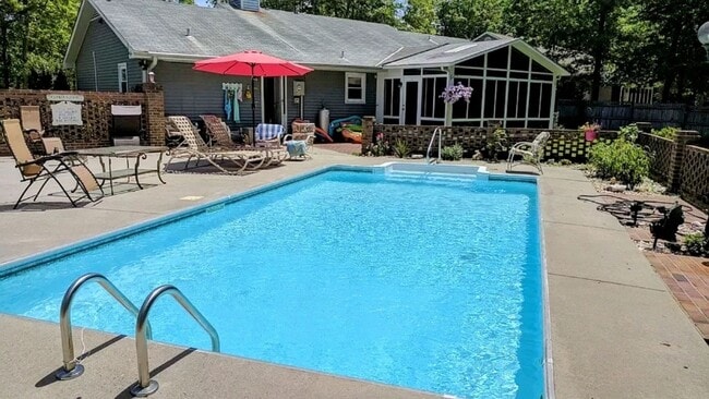 property at 85 Bridle Way