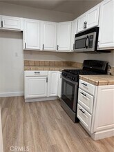 17724 Los Alimos St in Los Angeles, CA - Building Photo - Building Photo