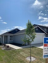 10113 Longtail Dr in Nampa, ID - Building Photo