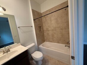 2824 Bellarosa Circle in West Palm Beach, FL - Foto de edificio - Building Photo