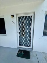 11201 80th Ave in Seminole, FL - Building Photo - Building Photo