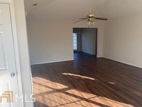 5027 Scotch Pine Ave in Statesboro, GA - Building Photo - Building Photo