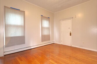 39 Bowers St in Jersey City, NJ - Building Photo - Building Photo