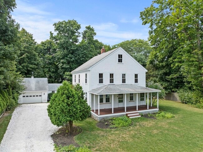 property at 17 Lovers Ln