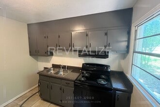 6601 Lori Dr in Mobile, AL - Building Photo - Building Photo