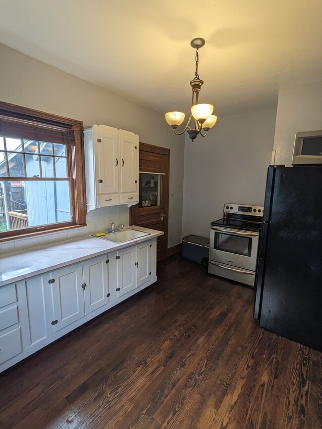 214 W 10th Ave, Unit 1