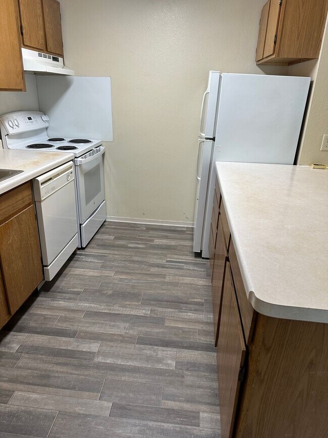 210 5th Ave NE in St. Cloud, MN - Building Photo - Building Photo