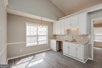 645 Pebble Blvd in Covington, GA - Building Photo - Building Photo