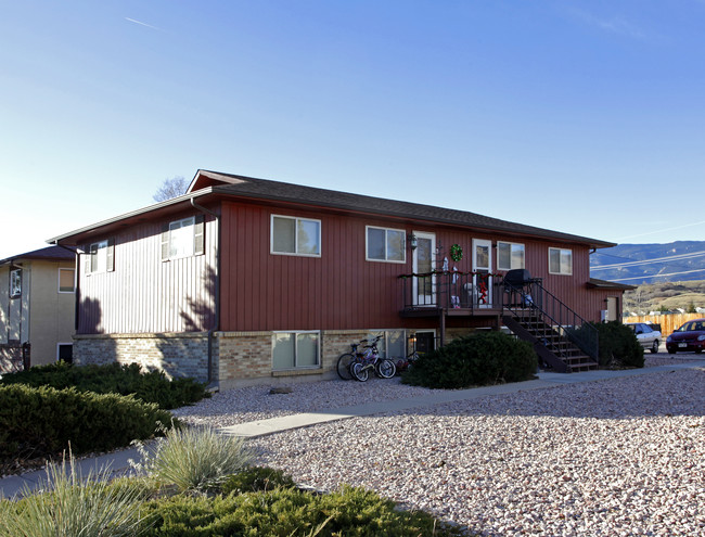 4226 Forrest Hill Rd in Colorado Springs, CO - Building Photo - Building Photo