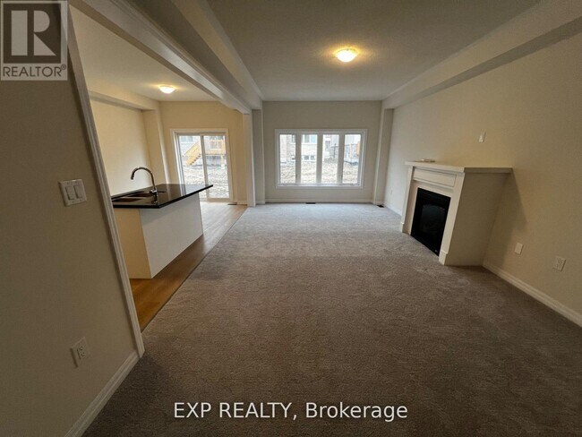 162 Flood Ave in Clarington, ON - Building Photo - Building Photo