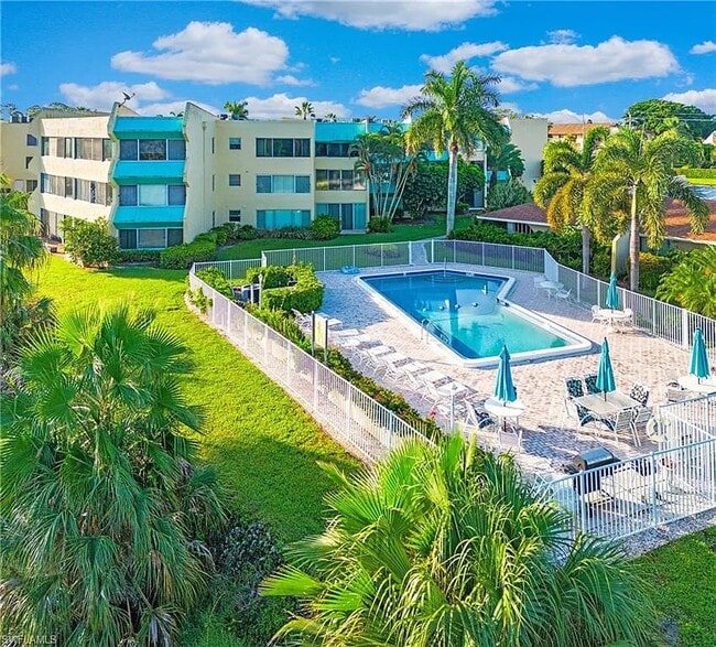 955 Palm View Dr Rentals in Naples, FL