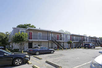 Alice Street Apartments in Houston, TX - Building Photo - Building Photo